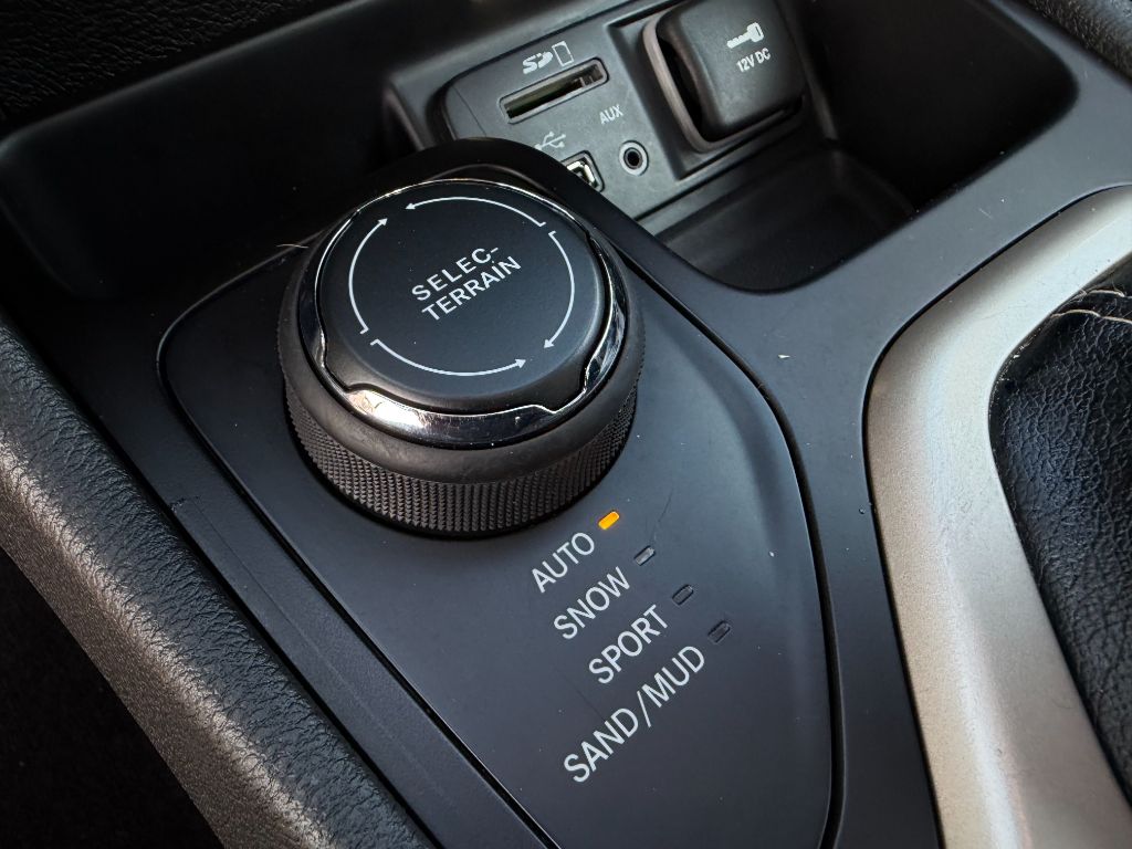 2015 Jeep Cherokee Limited - Photo 38