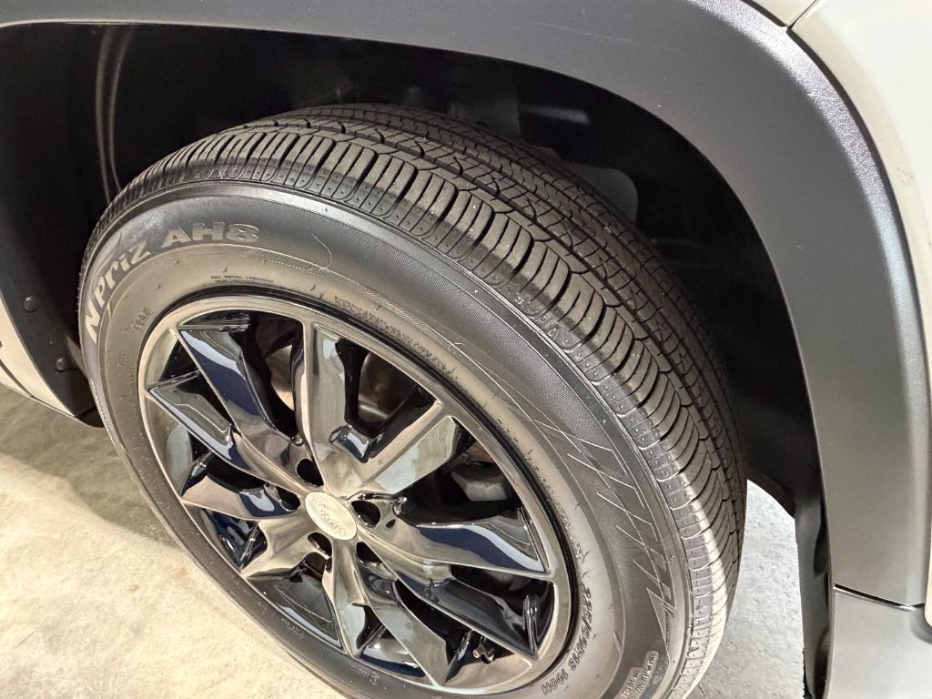 2015 Jeep Cherokee Limited - Photo 23