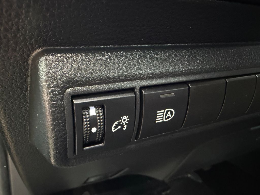 2023 Toyota Corolla LE - Photo 30