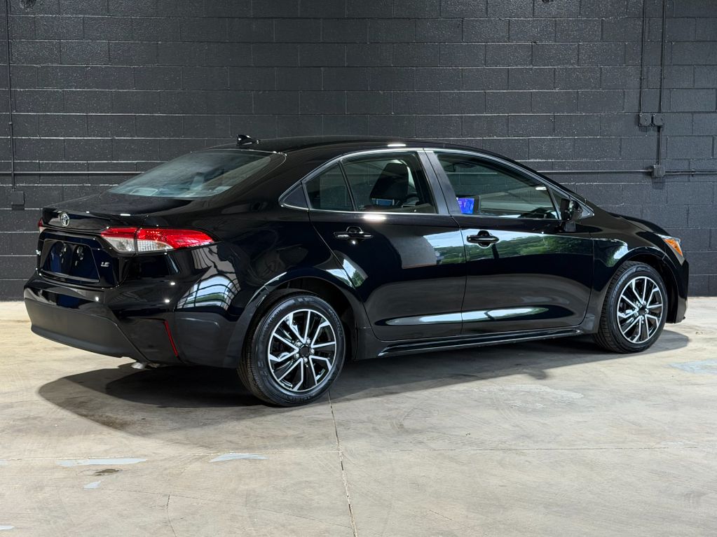 2023 Toyota Corolla LE - Photo 6