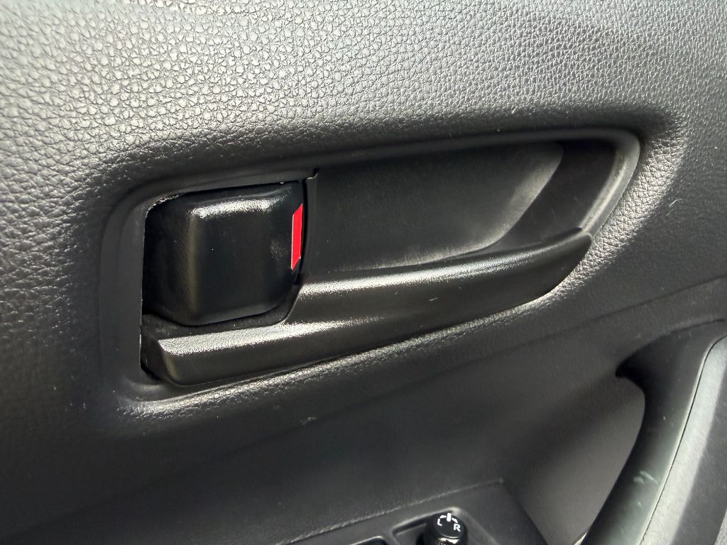 2023 Toyota Corolla LE - Photo 29