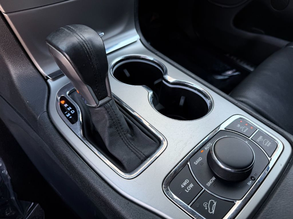 2017 Jeep Grand Cherokee Summit - Photo 37