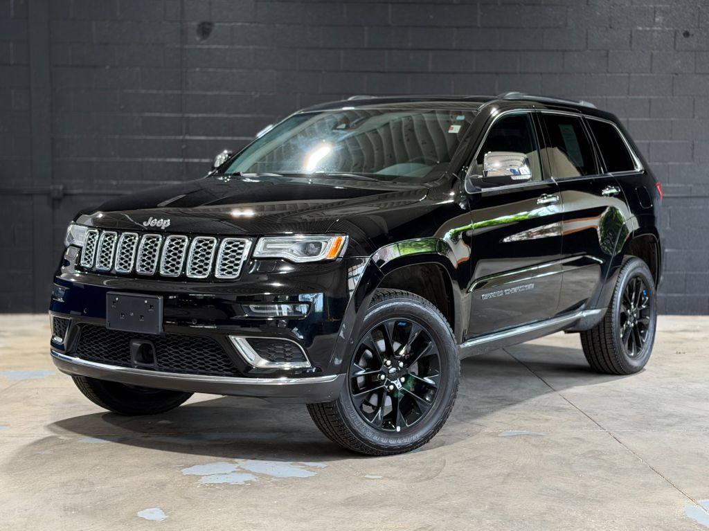 2017 Jeep Grand Cherokee Summit 4WD's photo