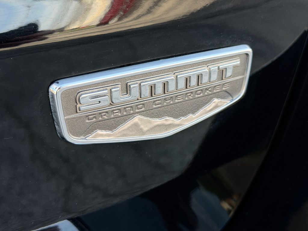 2017 Jeep Grand Cherokee Summit - Photo 51