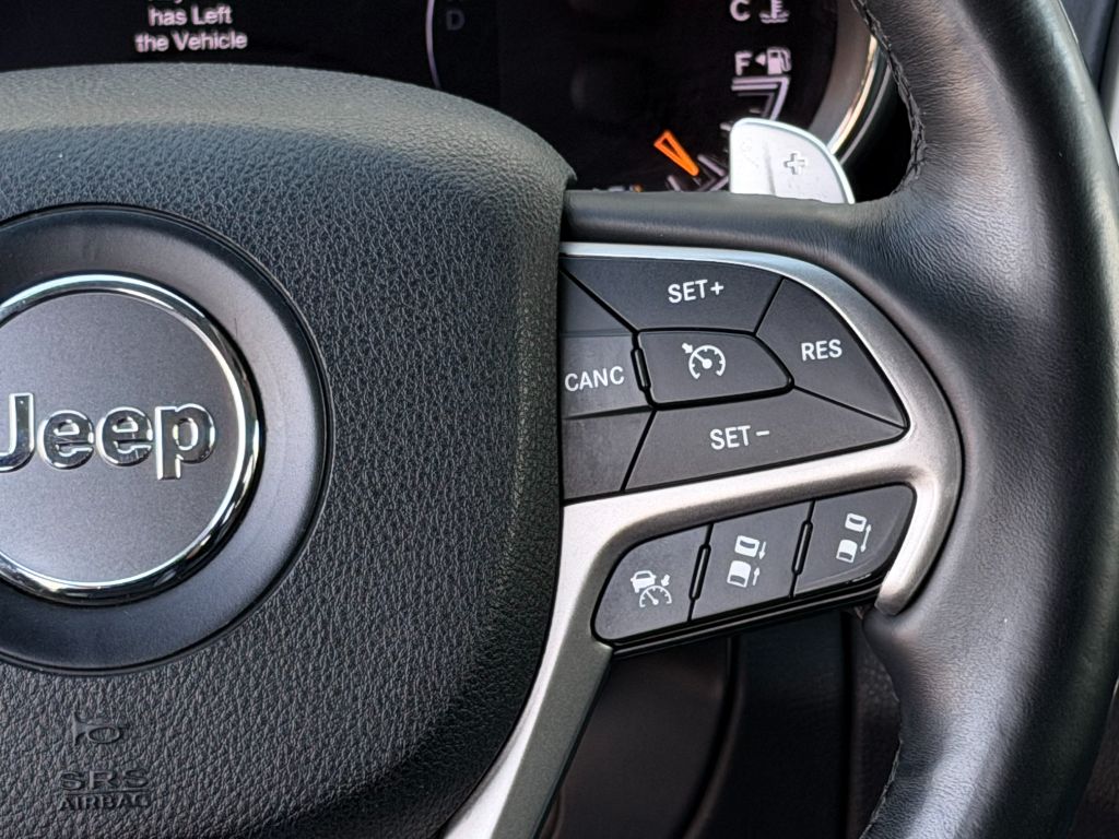 2017 Jeep Grand Cherokee Summit - Photo 28