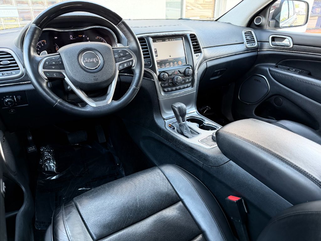 2017 Jeep Grand Cherokee Summit - Photo 25