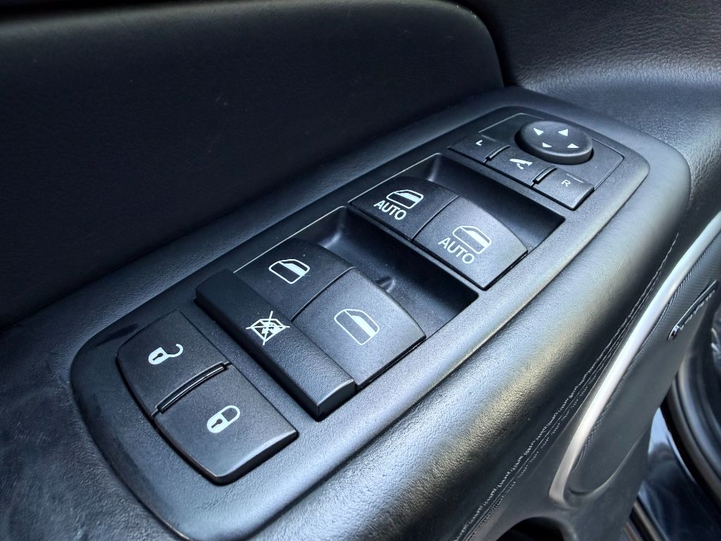 2017 Jeep Grand Cherokee Summit - Photo 33