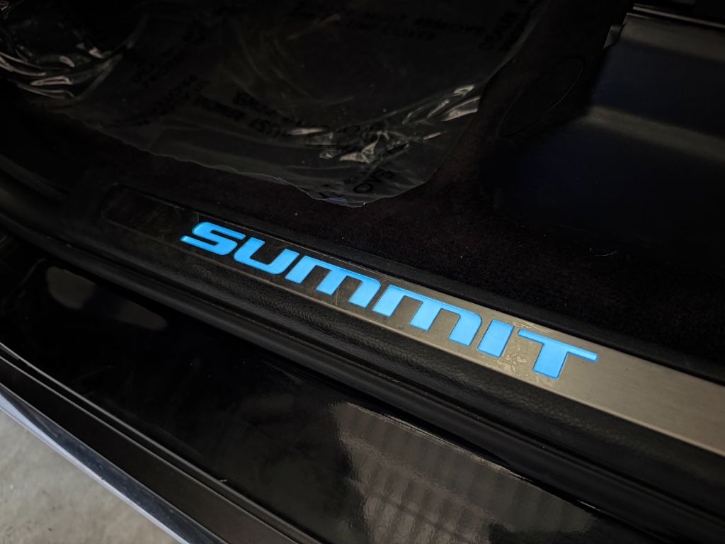 2017 Jeep Grand Cherokee Summit - Photo 52